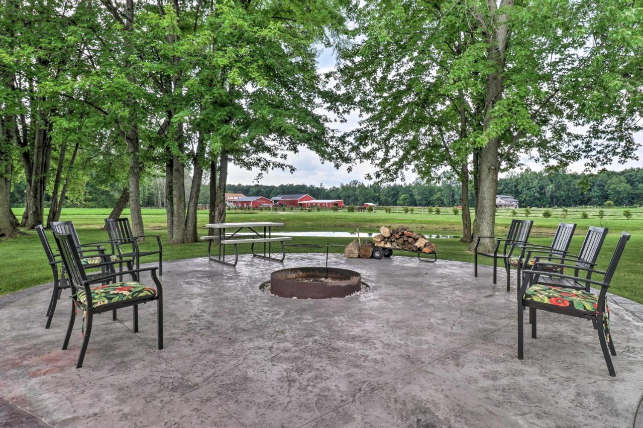 Cozy Haven Of Rest Home With Amish Country Views! Shipshewana Kültér fotó